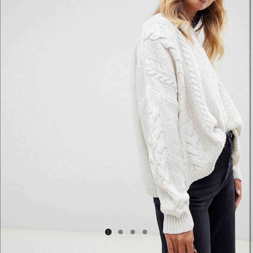 Cable Knit Crop Sweater
